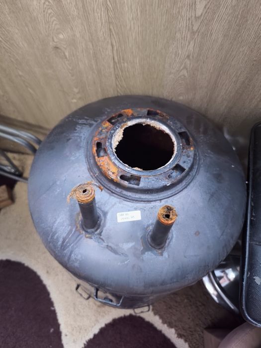 Бак від бойлера на буржуйку