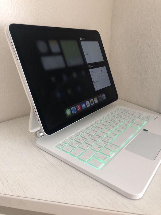 Apple Magic Keyboard для iPad