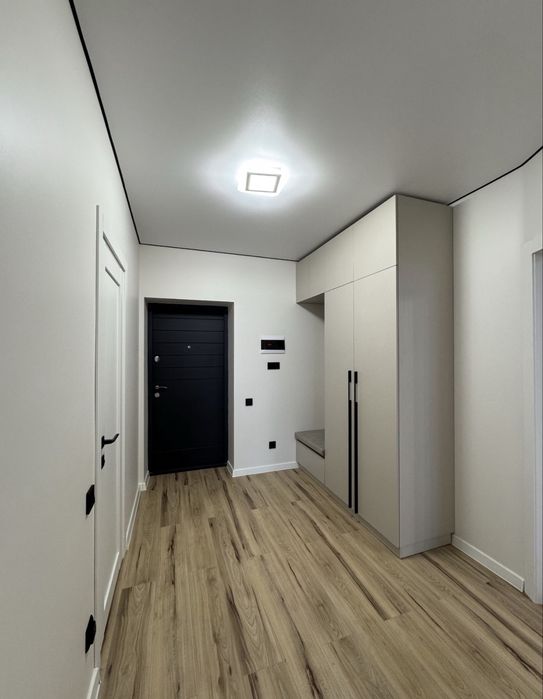 Продаж 1-кім квартири в новобудові, ремонт