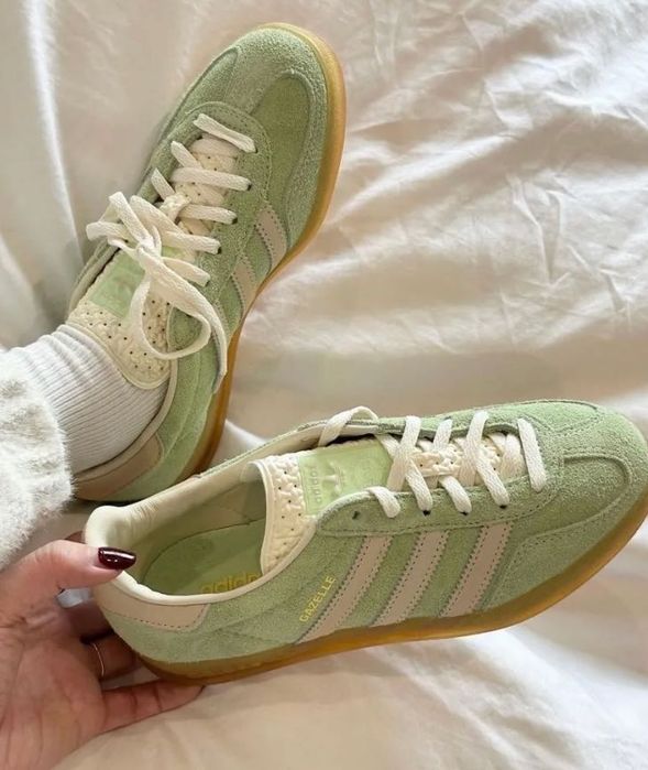 40 ie2948 Оригінал жіночі кеди adidas gazelle indoor green