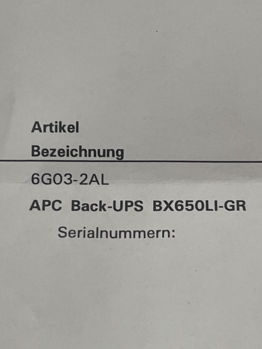 To APC Back-UPS 650 (UPS – zasilacz awaryjny).