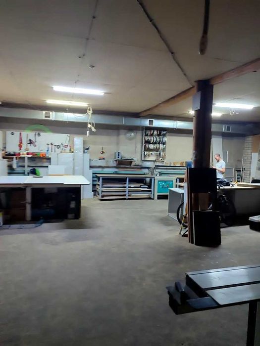 Продам виробничо - складське приміщення в районі КСК вул. Щорса