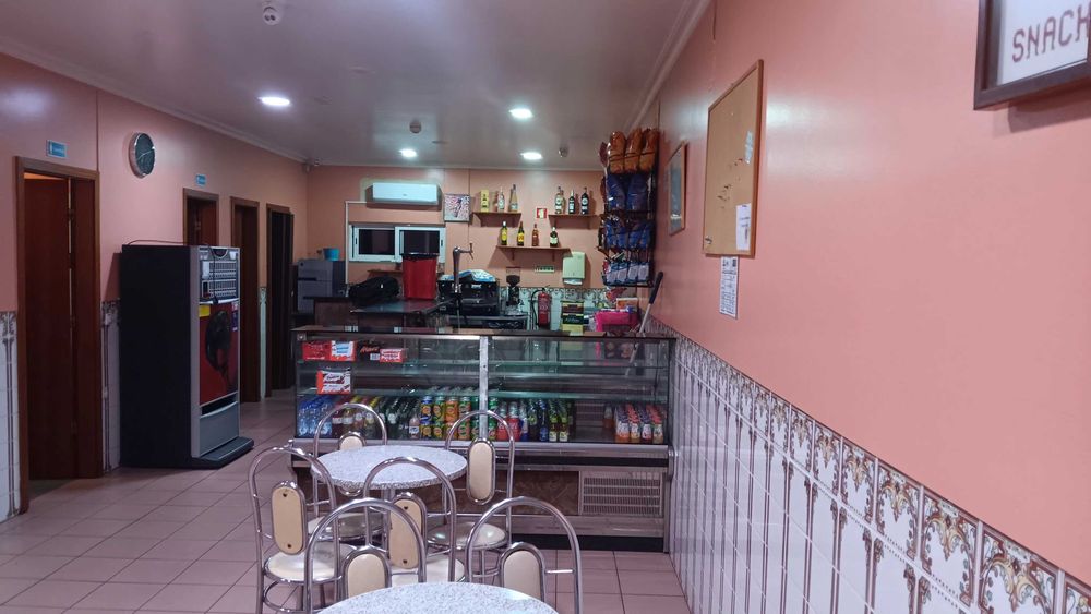 Vendo estabelecimento  comercial