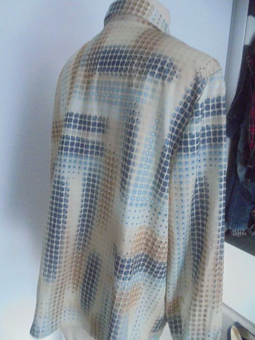 elegancka bluzka w roz50/52/ koszulowa