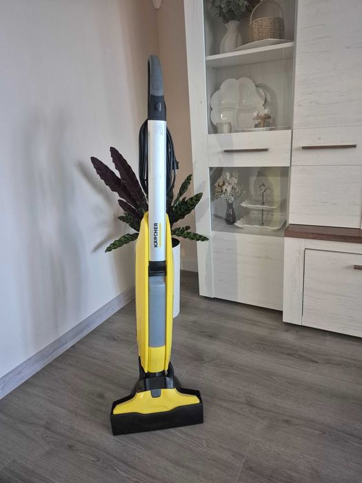 Миючий пилосос електрошвабра Karcher FC5