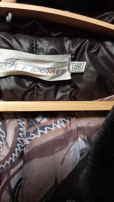 Пальто жіноче коричневе зимове 54 р з  капюшоном