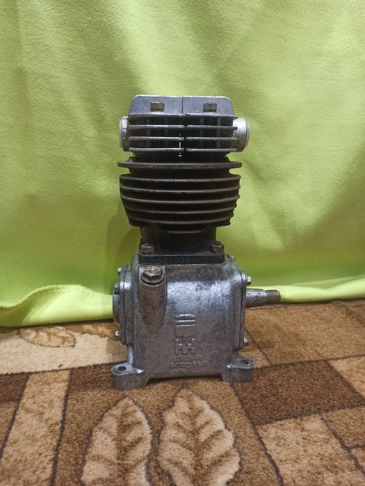 Компресор KNORR-BREMSE HS1-40/70