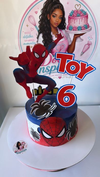 Bolos Decorados por encomenda