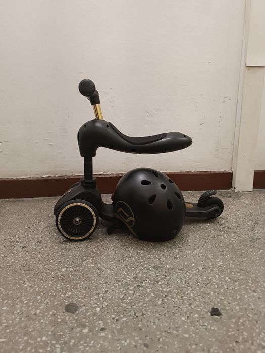 Scoot and Ride hulajnoga + kask