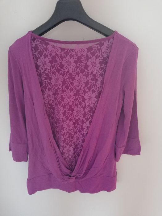 Fioletowa bluzka 3/4 z koronkowym tyłem