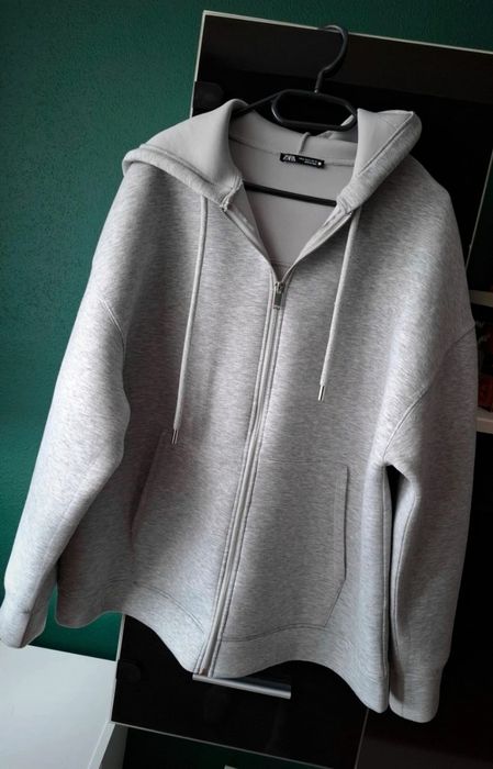 Bluza marki Zara