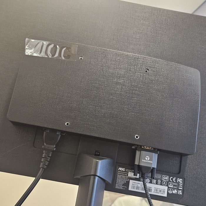 Monitor Aoc E2270SWN