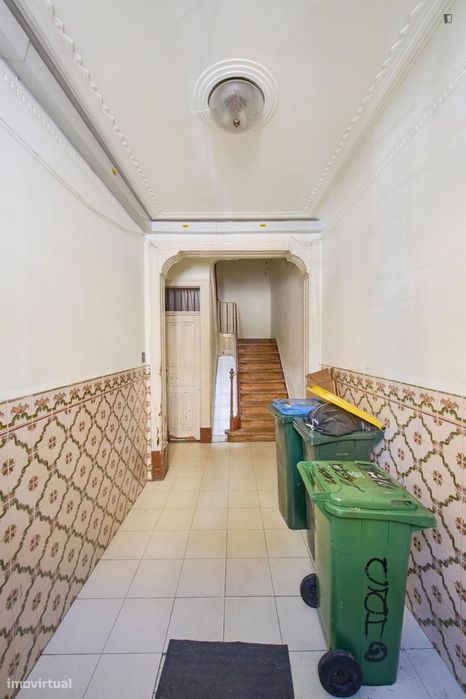 Quarto - localizado em Alameda Lisbon