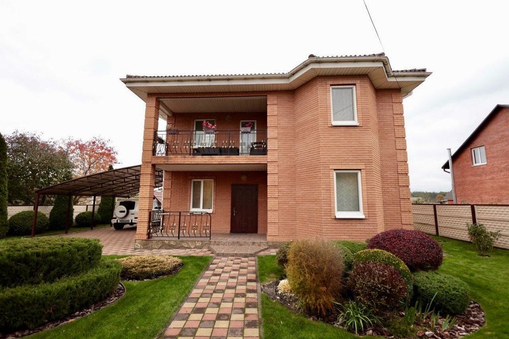 Будинок смт.Бабинці, 200м2+12 соток. Басейн, спорт.майданчик. Без%