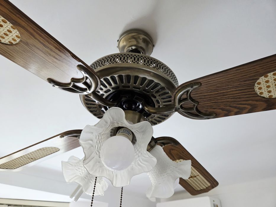 Candeeiro de teto ventoinha