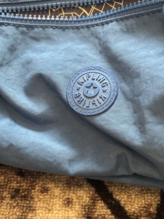 Жіноча сумка Kipling синього кольору