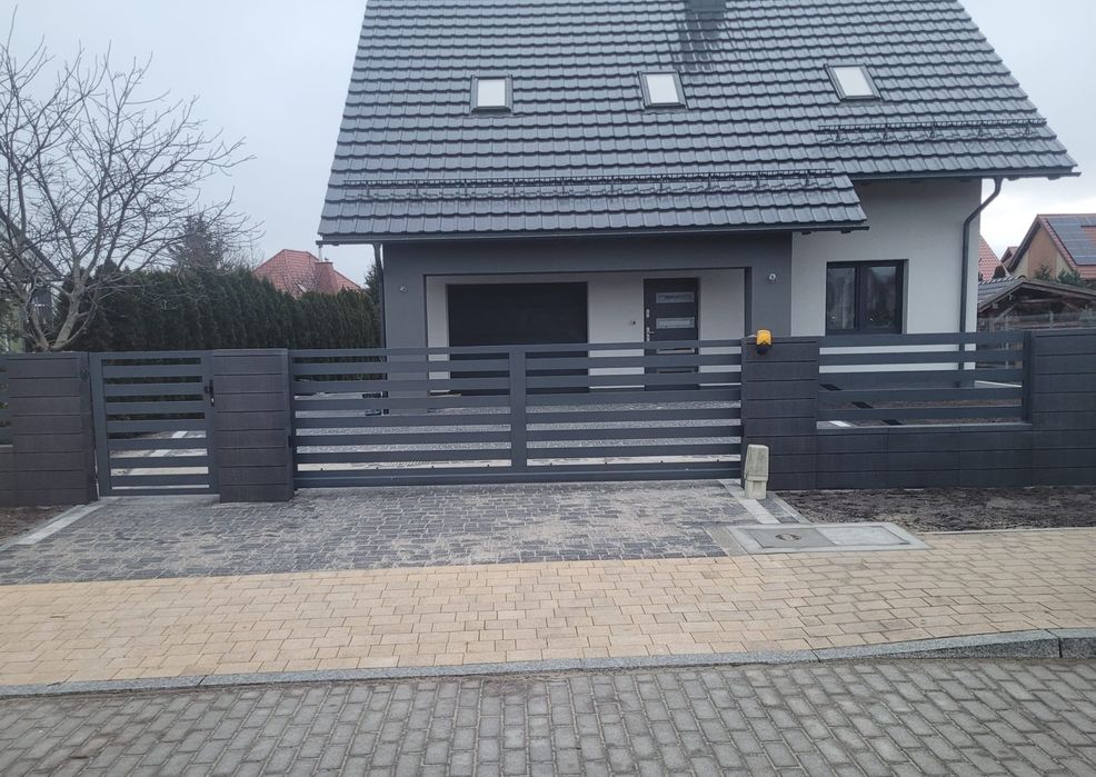 Wynajme koparke/ minikoparke 3,5t/ koparko-ładowarke/uslugi brukarskie