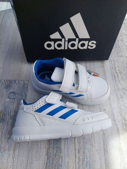 Кросівки Адідас, Adidas кроссовки