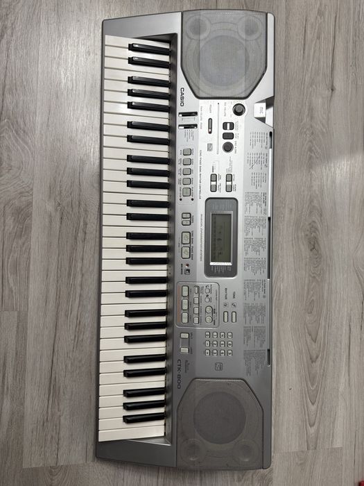 Продам синтезатор Casio ctk-800