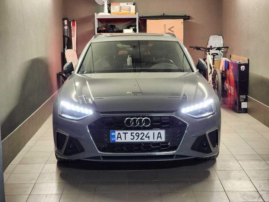 Audi A4 B9.5 2020 | 2.0 TDI 190 к.с | LED, PANO, S-LINE, VEBASTO, R18