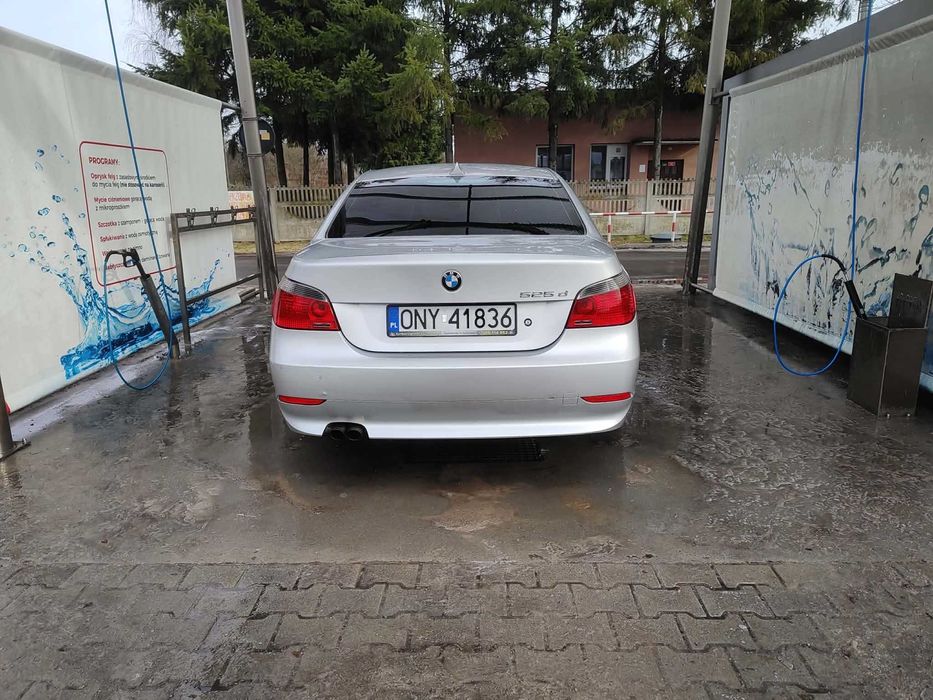 BMW Seria 5 E60 525D