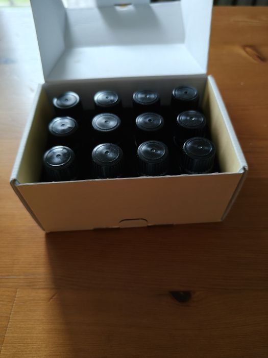 Olejki eteryczne zestaw 12 zapachów + kadzidełka