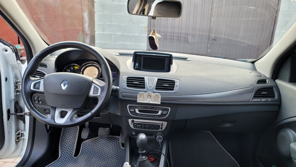 Renault Megane 3 1.5 dci 2013 год