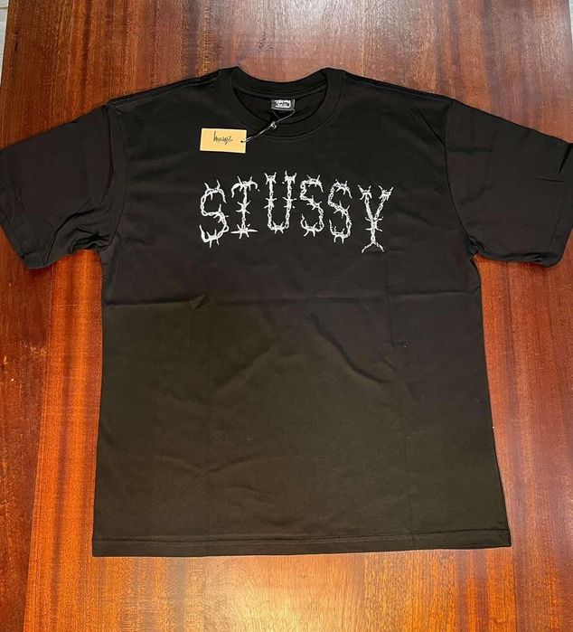 T shirts stussy, vários modelos