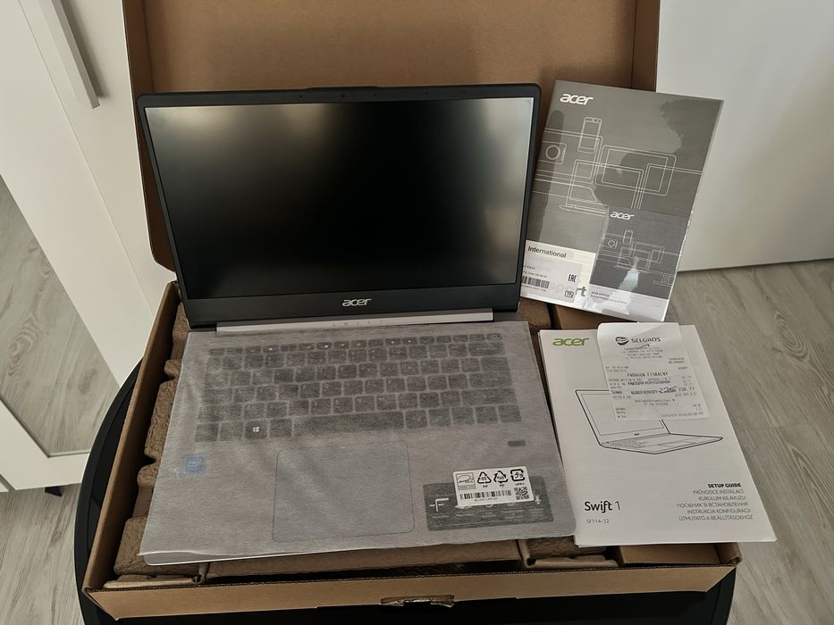 Laptop Acer Swift 1 SF114-32