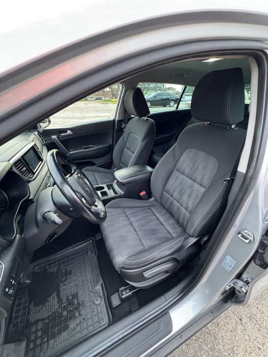 Kia Sportage 2018 VIN U5YPG814BKL636432 фото оголошення 2 з 24