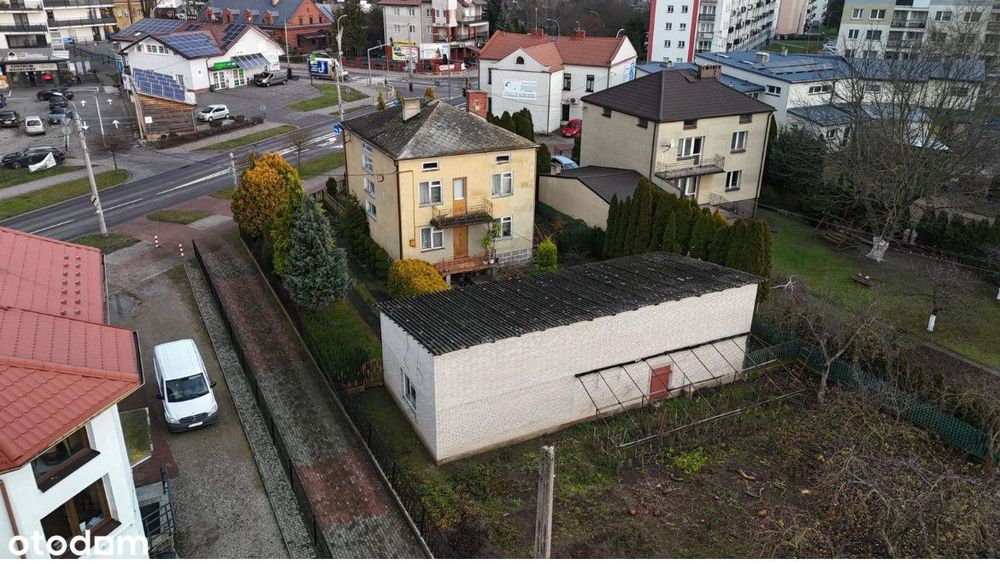 Dom 180m2 + budynek gospodarczy, działka 1040m2, ul. Obrónców Zambrowa