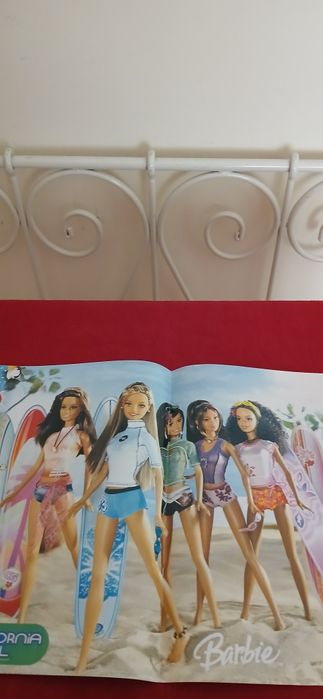 Revista Barbie n° 42  de 2005, com poster