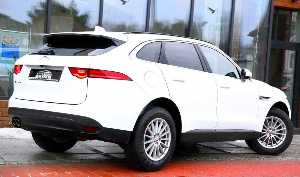 Jaguar F-Pace Salon PL|1 Ręka|Oryg.Lakier|SerwisASO|Navi|Skóry|Kamera|2xPark|As.Pasa