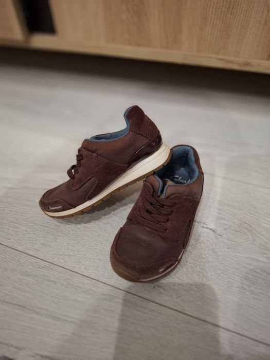 Sneakersy Clarks Myles Street 24