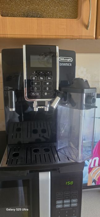 Кавомашина Delonghi Dinamica 359.55 B