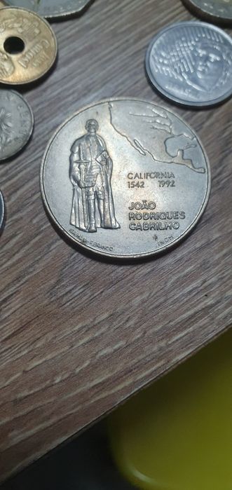 Notas e moedas coleção