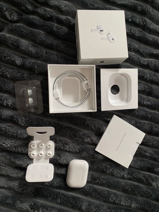 AirPods Pro 2 oryginalne słuchawki Apple + gratis Spinfit