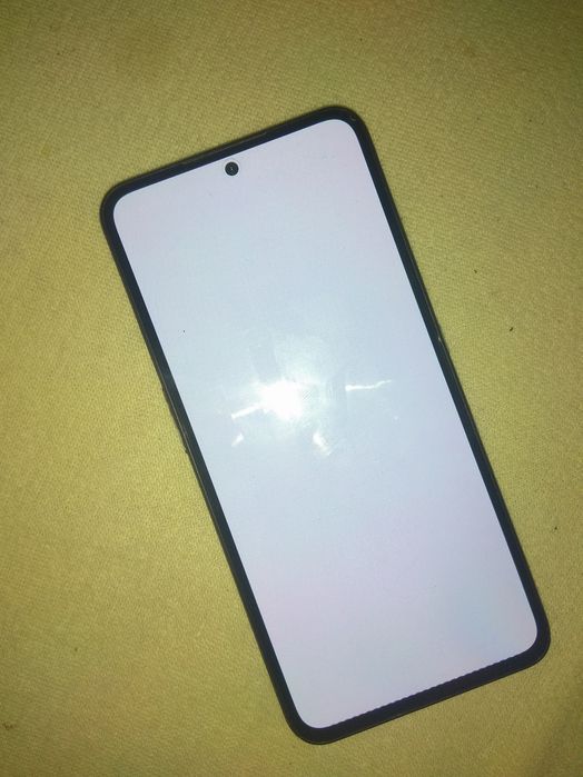 Обмен Cmf phone 1 8/128
