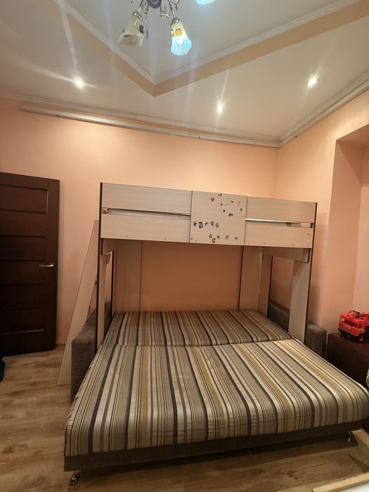 Двоярусне ліжко з диваном 150×200