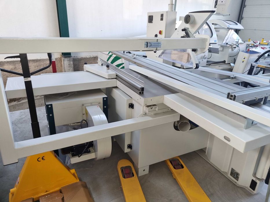 Esquadrijadora CASOLINI ASTRA 400 nova