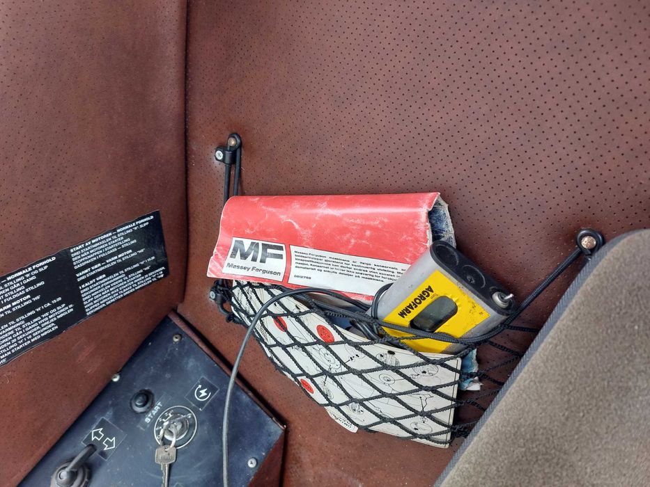 Зернозбиральний комбайн Massey Ferguson 16 2.7m