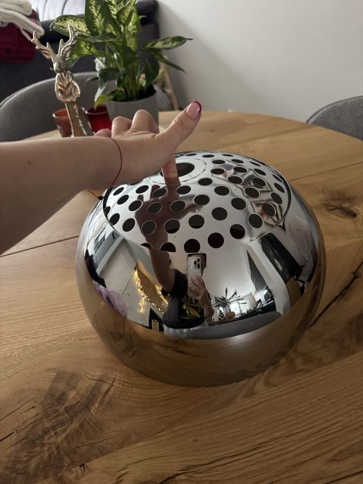 Lampa salonowa stojąca