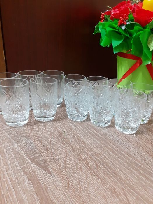 Бокалы.фужеры.стопки