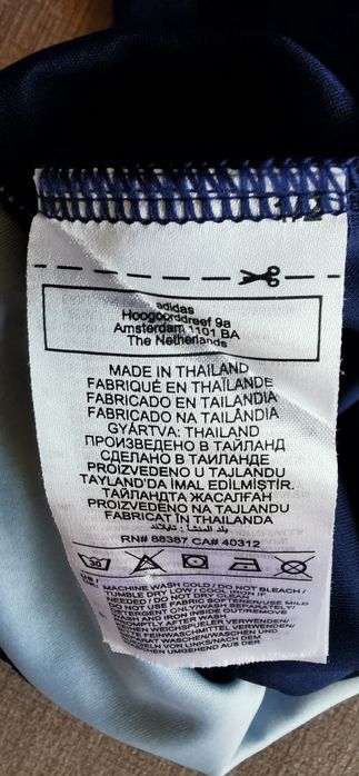 Camisola Adidas azul criança 9/10 anos