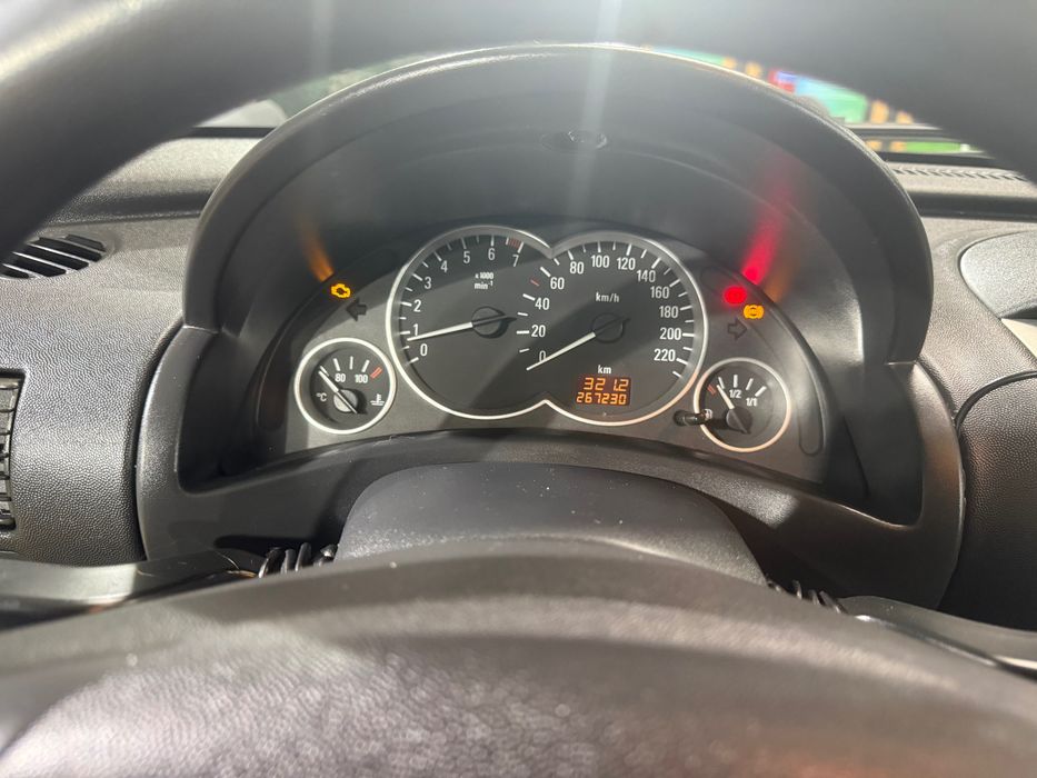 Vendo Opel corsa c 2002
