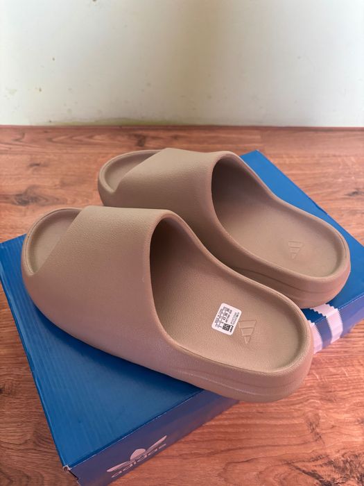 Yeazy slide rozm 43