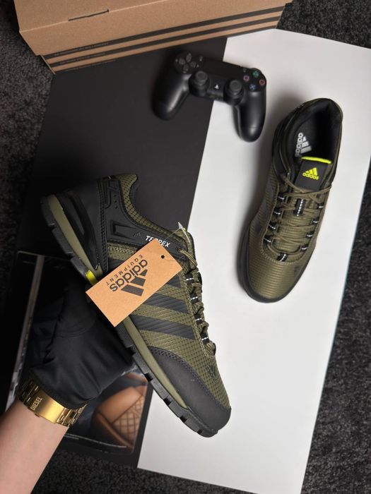Чоловічі кросівки адідас Adidas Terrex 23 Khaki Black [41-46]