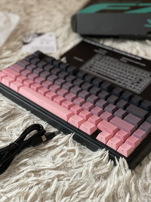 AULA F75 pink gradient механічна ігрова клавіатура RGB