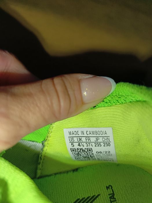 Halówki Adidas po jednym sezonie