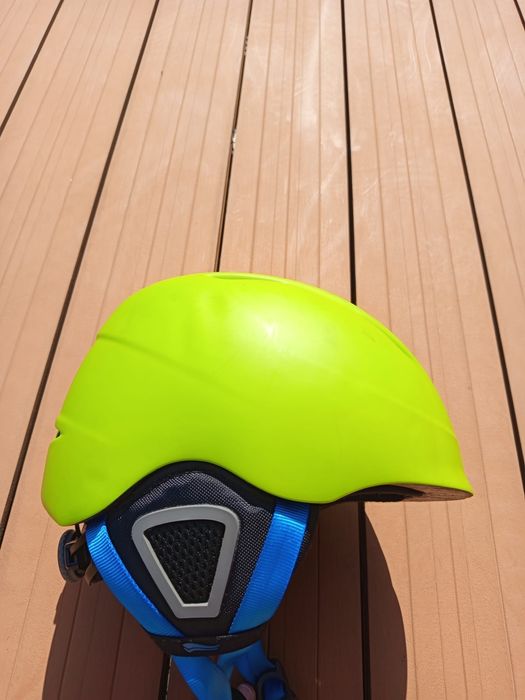 Kask narciarski dla dziecka